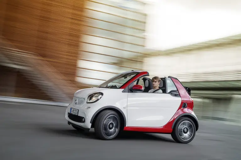 Smart Fortwo Cabrio 2016 - 19