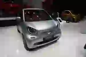 Smart ForTwo Cabrio Brabus Foto Live - Salone di Ginevra 2017