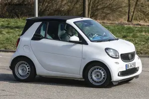 Smart ForTwo Cabrio - Foto spia 30-03-2015 - 5