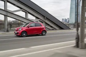 Smart ForTwo e ForFour Brabus 2016 - 16