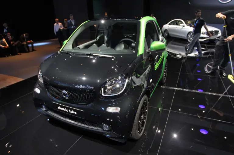 smart fortwo ED - Salone di Parigi 2016 - 5