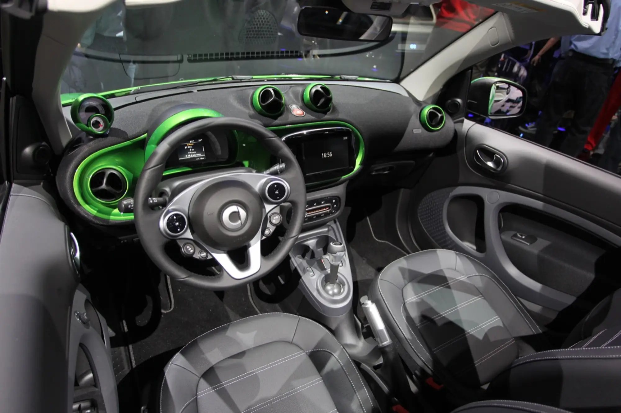 smart fortwo ED - Salone di Parigi 2016 - 8