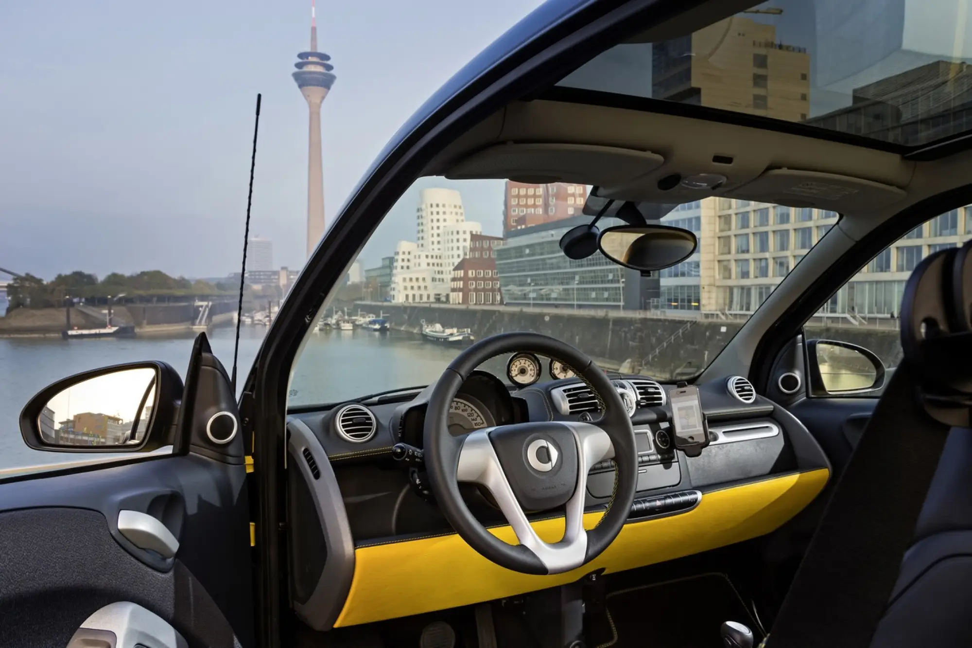 smart fortwo edition cityflame - 5