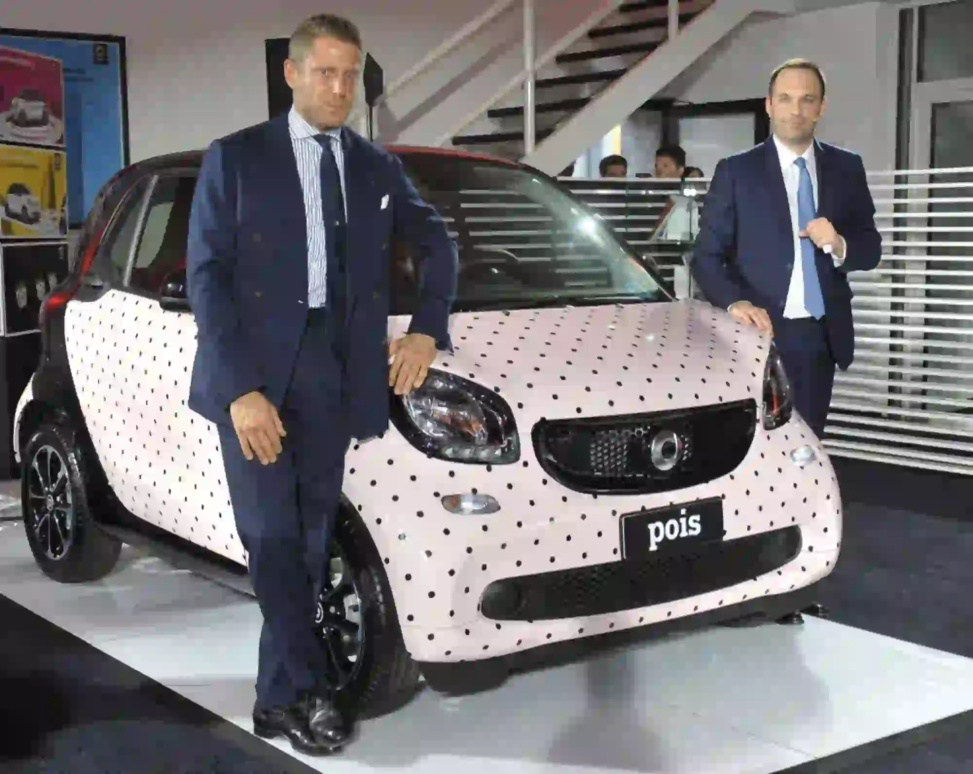 Smart fortwo pois e pinstripe by Garage Italia Customs - 1
