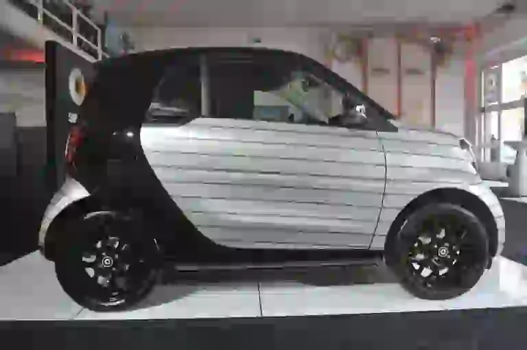 Smart fortwo pois e pinstripe by Garage Italia Customs - 3