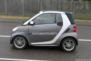 Smart ForTwo restyling 2012 foto spia