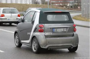 Smart ForTwo restyling 2012 foto spia