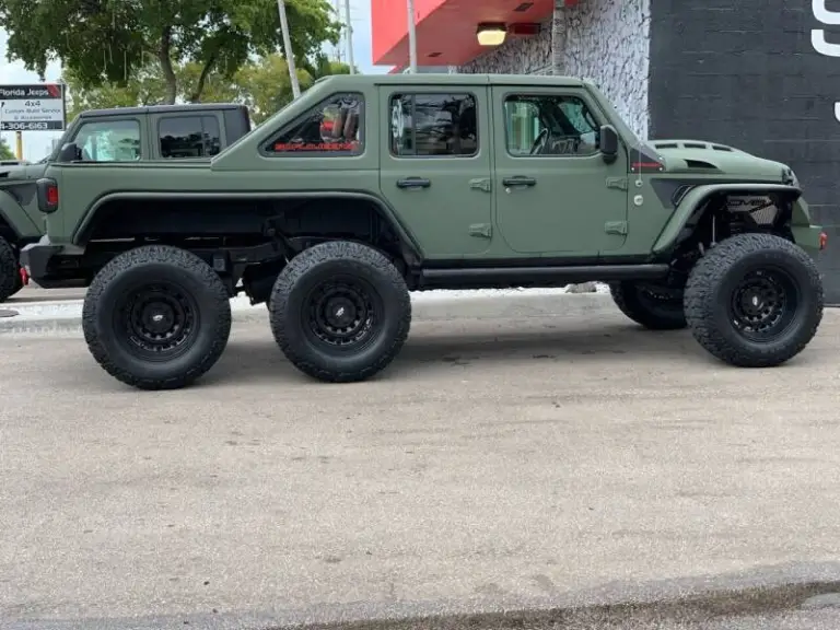 SoFlo Jeep E 6 × 6 2020 - 2