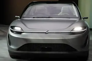 Sony Vision-S Concept  - 13