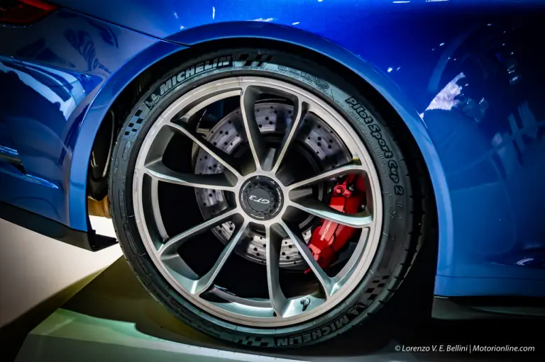 Speciale Michelin Track Connect - Salone di Parigi 2018 - 20