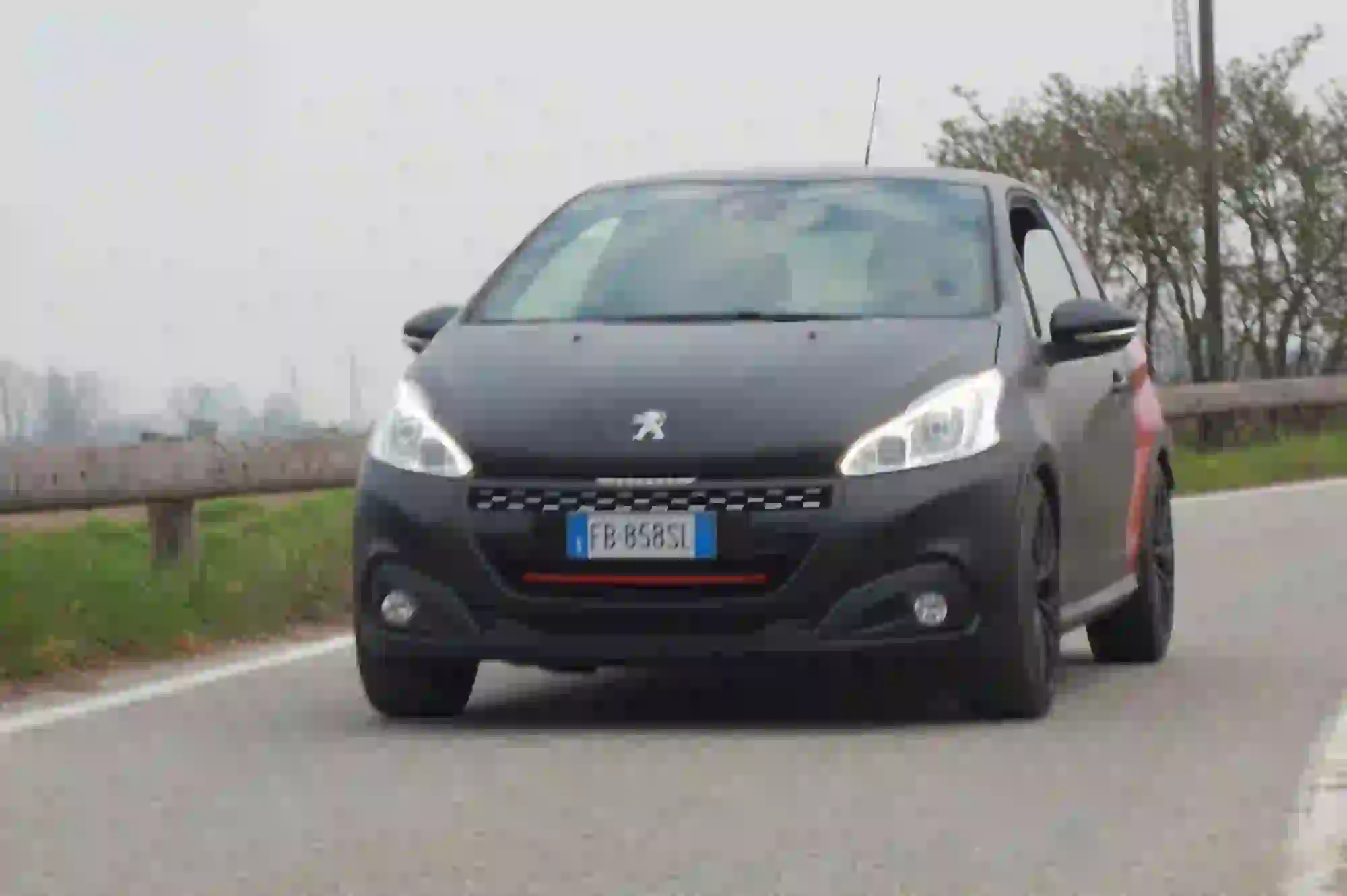 [SPECIALE PEUGEOT 208] L'essenza della piccola bomba: Peugeot 208 GTi By Peugeot Sport [PROVA] - 21
