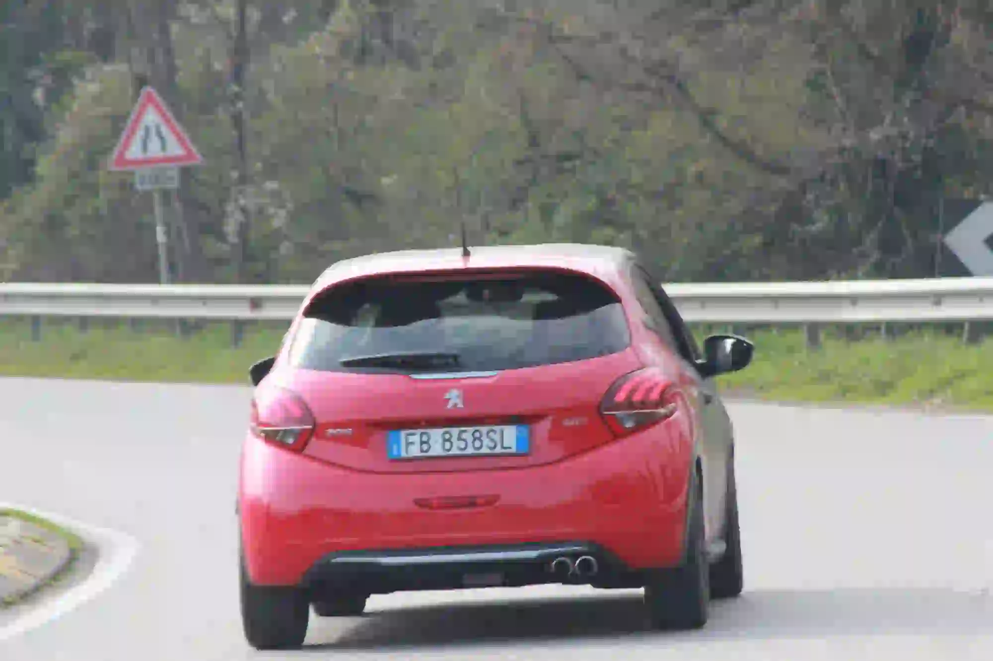 [SPECIALE PEUGEOT 208] L'essenza della piccola bomba: Peugeot 208 GTi By Peugeot Sport [PROVA] - 76