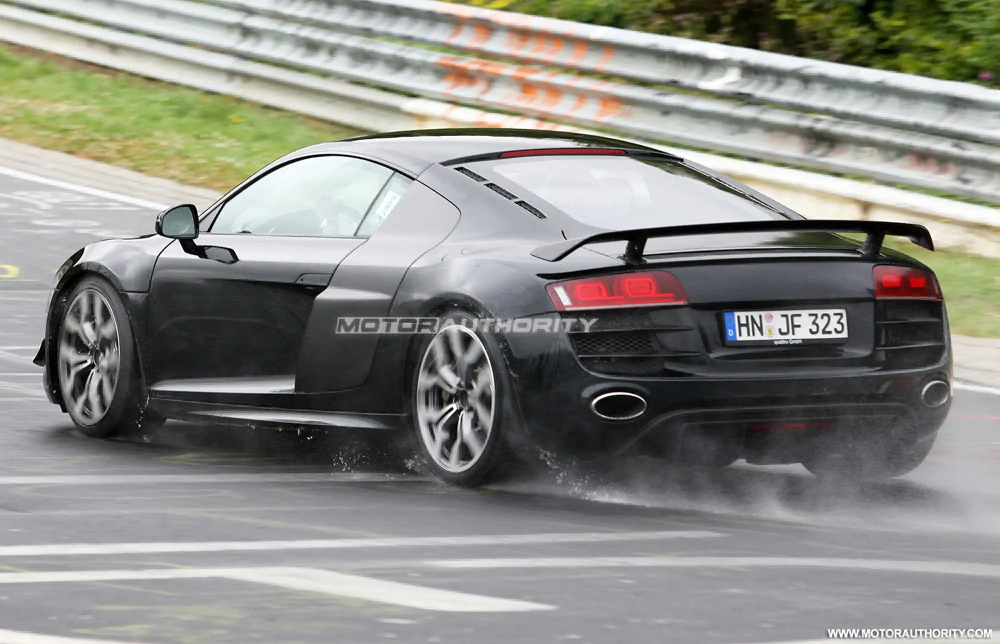 Spy shot Audi R8 Sport - 2