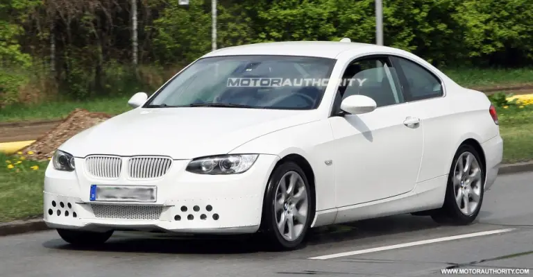 Spy shots BMW Serie-3 Coupé - 1