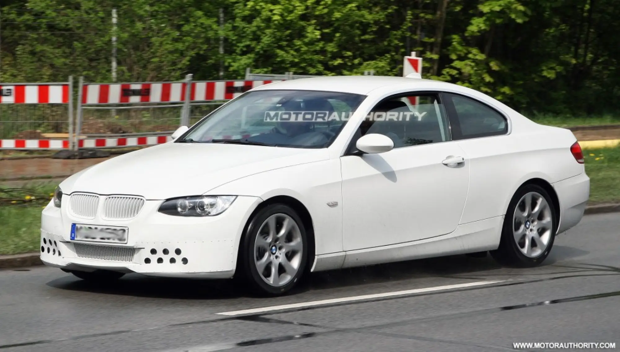 Spy shots BMW Serie-3 Coupé - 2