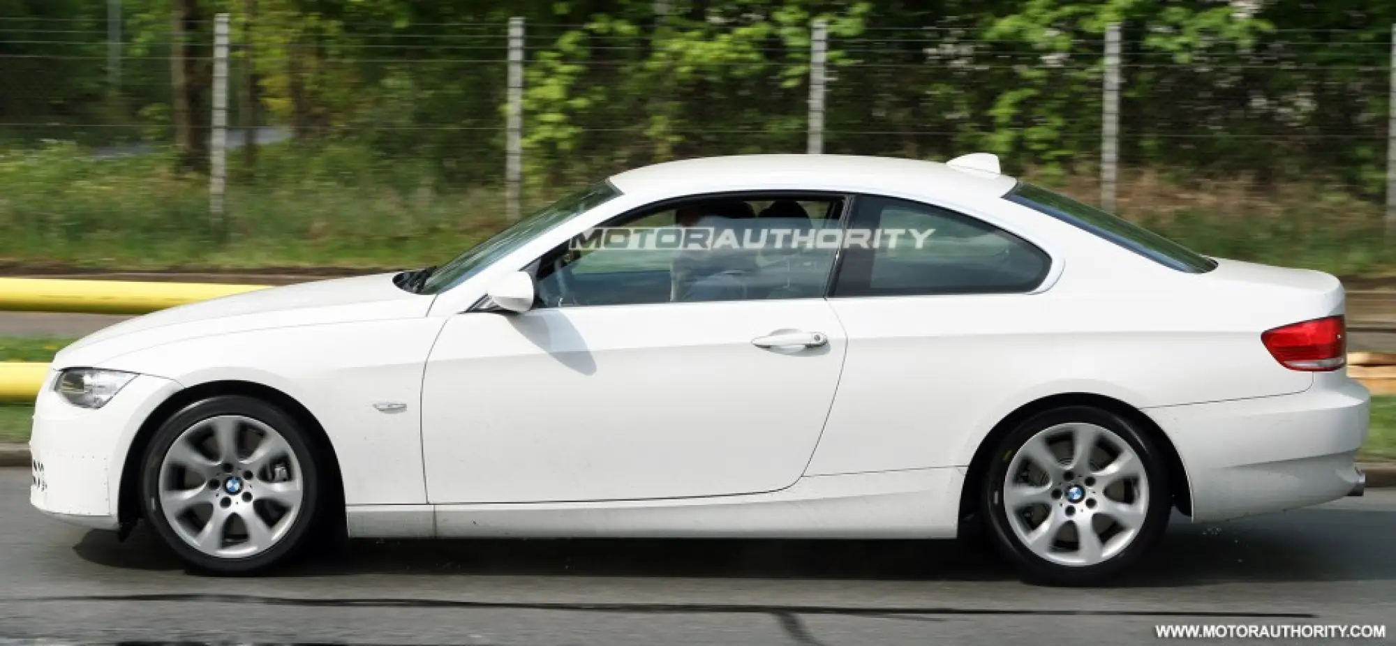 Spy shots BMW Serie-3 Coupé - 4
