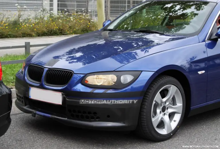 Spy shots BMW Serie-3 Coupé - 8