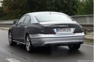 Spy shots della Mercedes CLS 2011 - 5