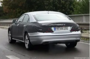 Spy shots della Mercedes CLS 2011