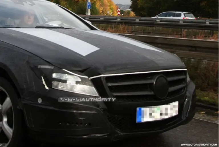 Spy shots della Mercedes CLS 2011 - 7
