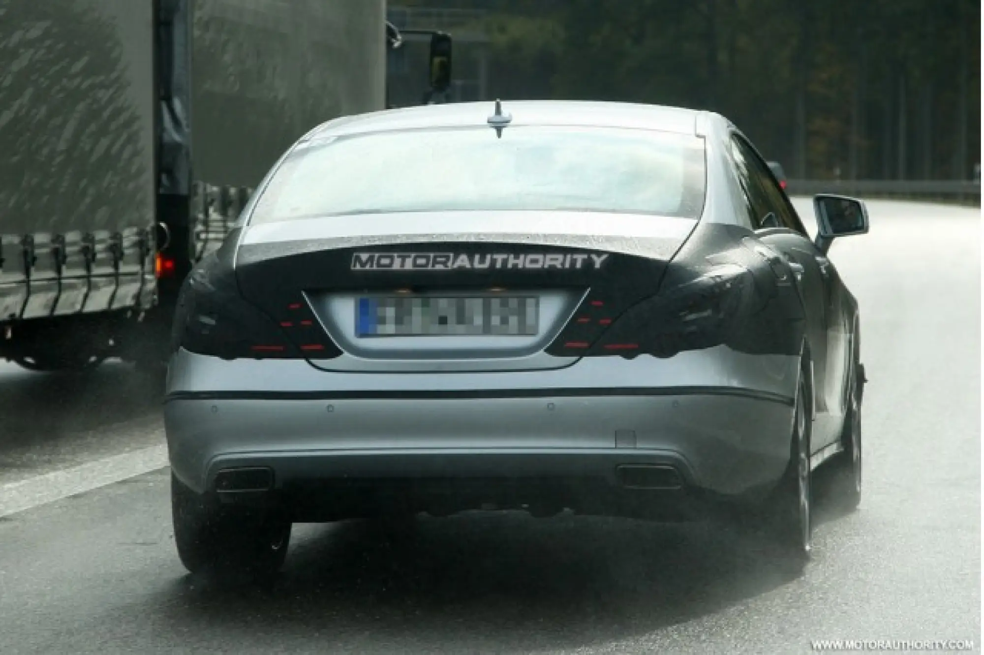Spy shots della Mercedes CLS 2011 - 8