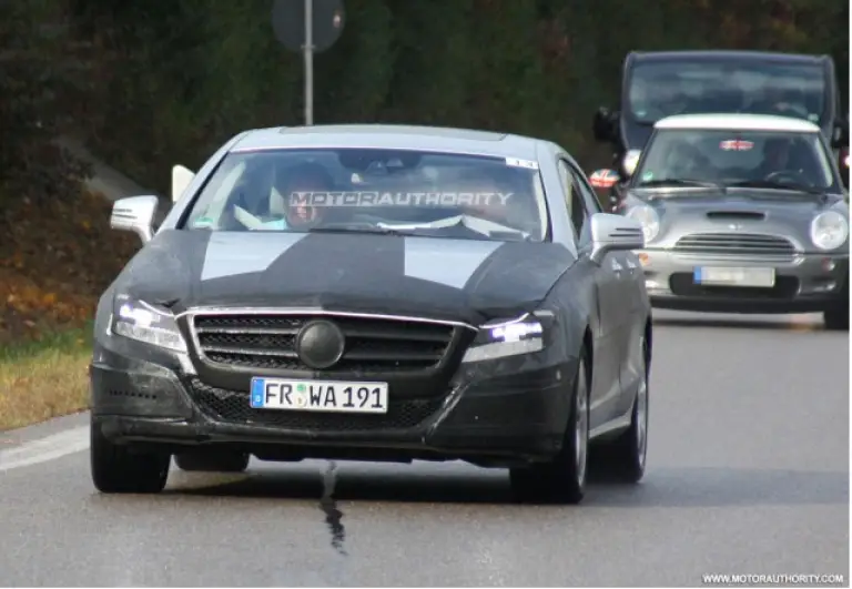 Spy shots della Mercedes CLS 2011 - 10