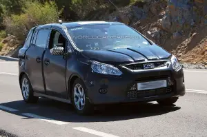 Spy shots Ford C-Max