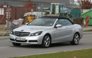 Spy shots Mercedes Classe E Cabrio - 2