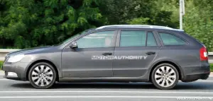 Spy shots Skoda Superb