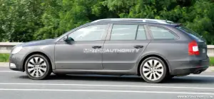 Spy shots Skoda Superb