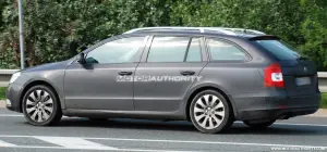 Spy shots Skoda Superb