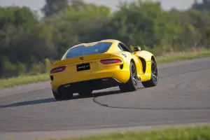 SRT Viper 2012 nuove immagini