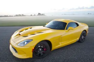 SRT Viper 2012 nuove immagini