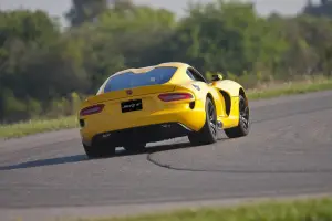 SRT Viper 2013