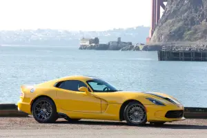 SRT Viper 2013