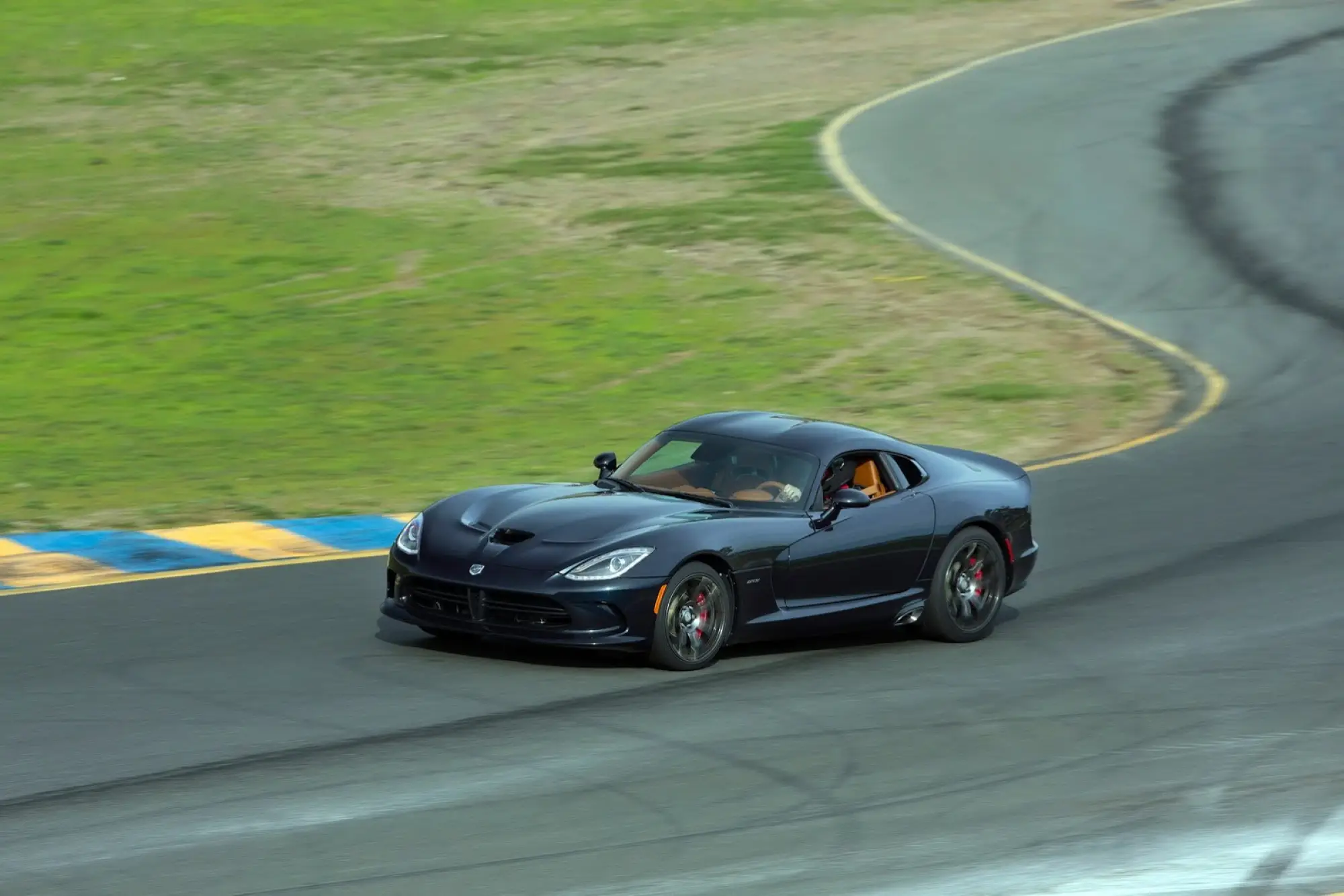 SRT Viper 2013 - 34