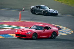 SRT Viper 2013