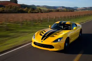 SRT Viper 2013