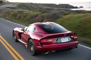 SRT Viper 2013