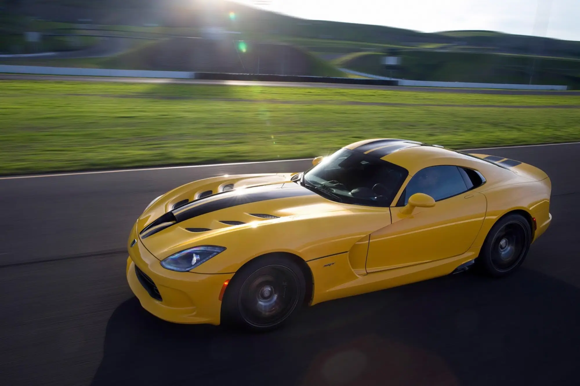 SRT Viper 2013 - 100