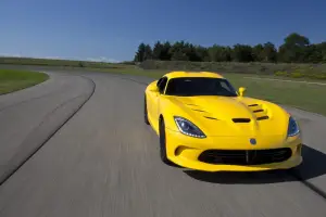 SRT Viper 2013