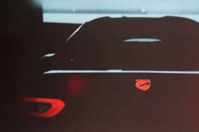SRT Viper - 5