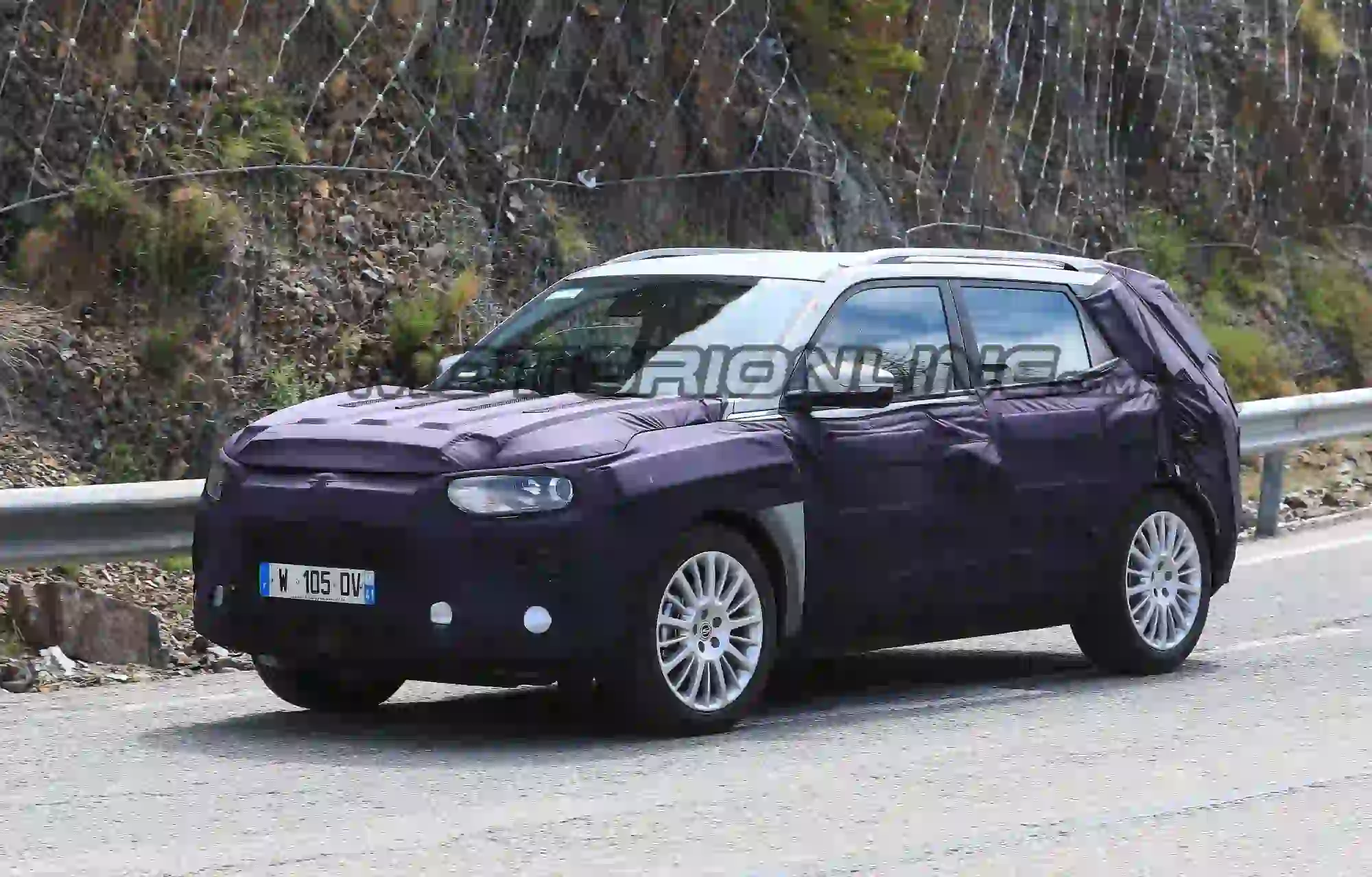 SsangYong Korando MY 2020 - Foto spia 13-06-2018 - 3