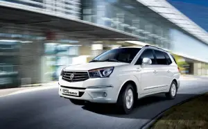 SsangYong Korando Turismo 2014 - 2