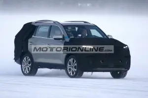 Ssangyong Rexton facelift - Foto spia 11-2-2020 - 3