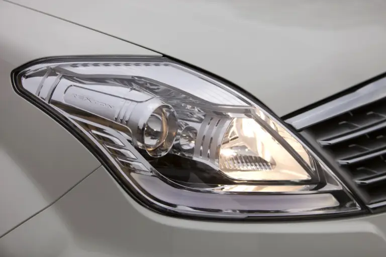 SsangYong Rexton W 2013 - 9