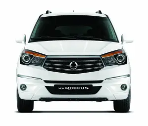 SsangYong Rodius 2014