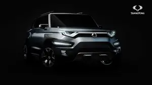 SsangYong Tivoli 7 Posti e XAV-Adventure - Sketch