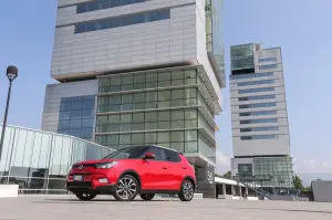 Ssangyong TIVOLI - 4