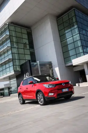 Ssangyong TIVOLI - 124